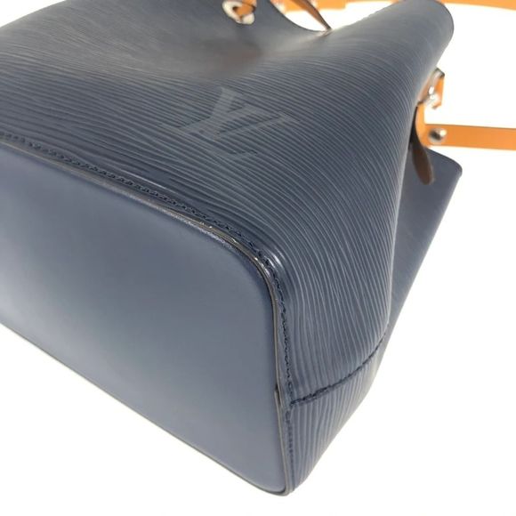 Louis Vuitton NeoNoe BB Shoulder Bag - Picture 6 of 16